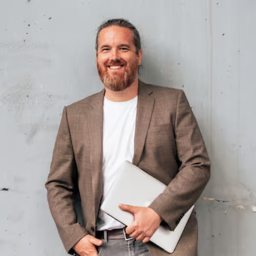 Porträit von Robert Rosenberg Kundenberatung Angebotserstellung Wiesbaden Webdesign