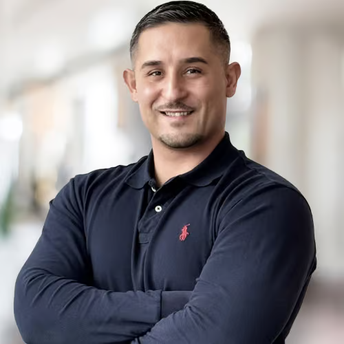 Porträit von Goran Stanojevic Kundenberatung Wiesbaden Webdesign